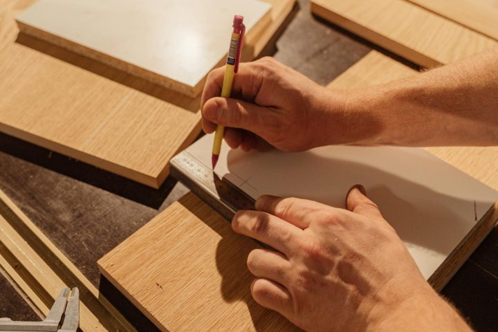 pexels-shkrabaanthony-5466151